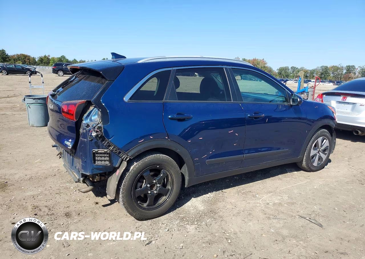 2022 Kia Niro Lx VIN:KNDCB3LC7N5529518 - 3