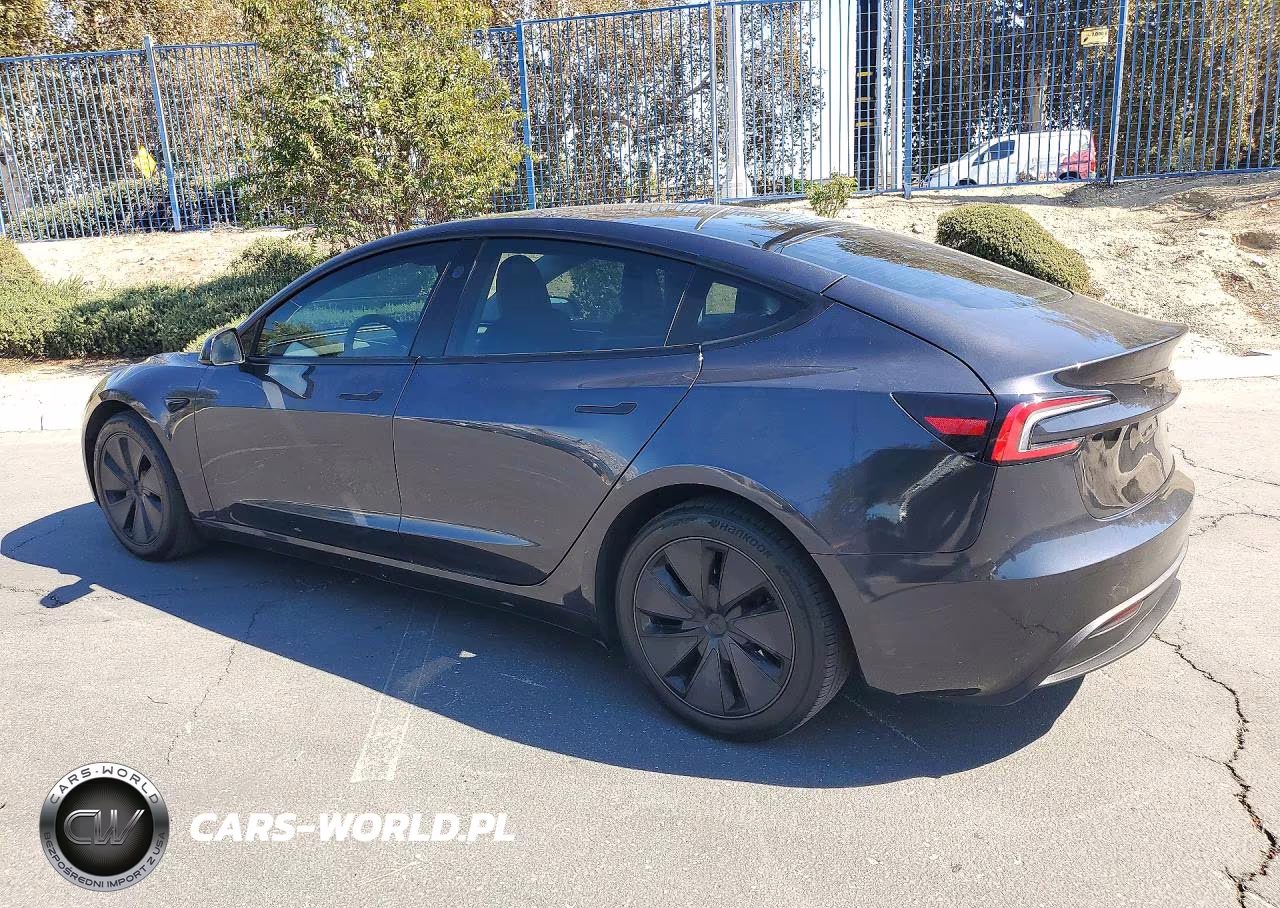 2024 Tesla Model 3 VIN:5YJ3E1EB8RF754390 - 2