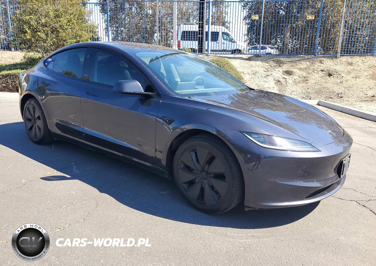 2024 Tesla Model 3 VIN:5YJ3E1EB8RF754390 - 4