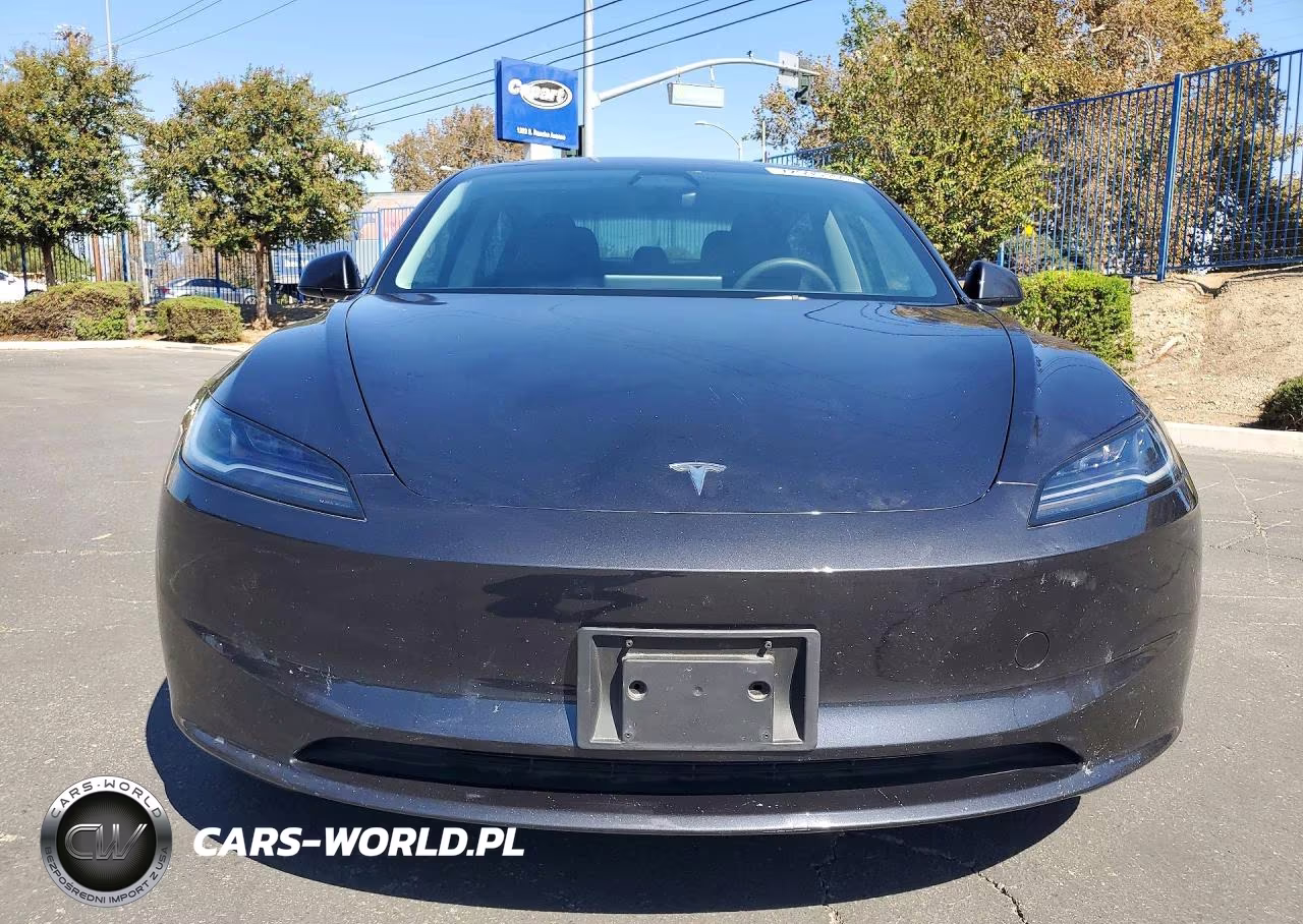 2024 Tesla Model 3 VIN:5YJ3E1EB8RF754390 - 5