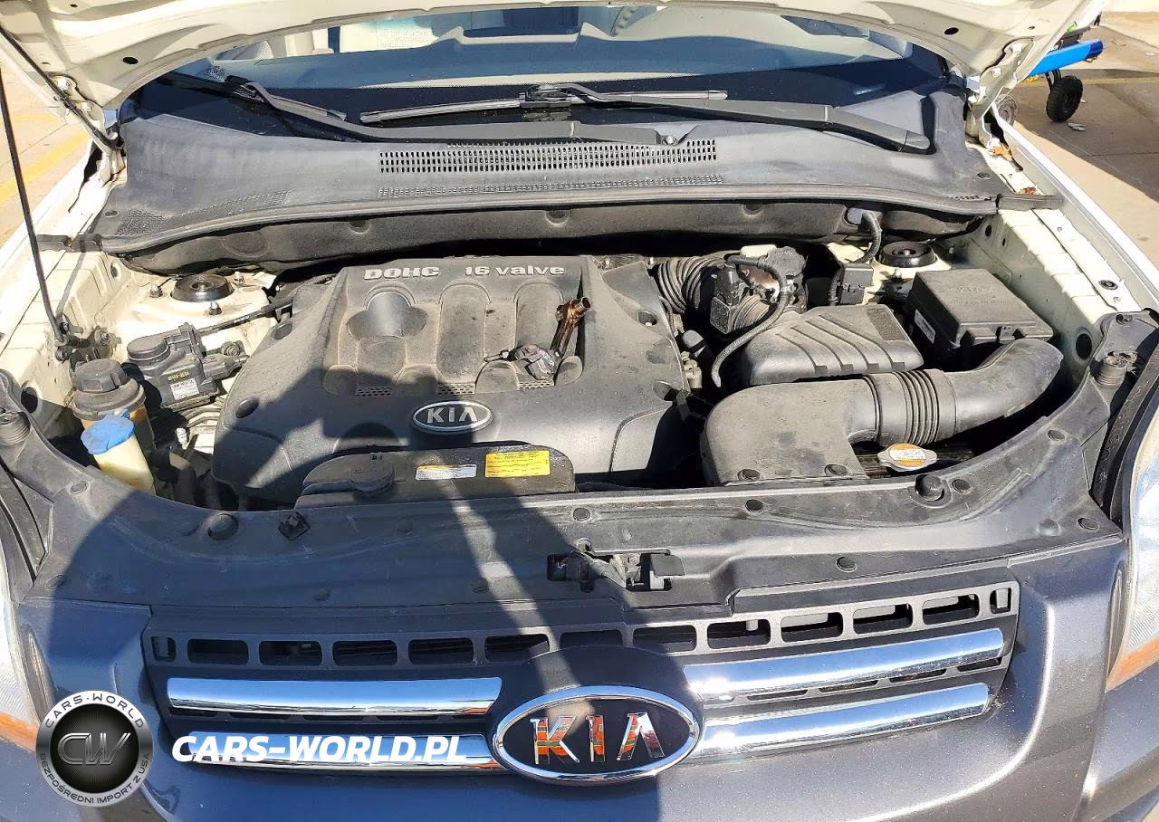 2007 Kia Sportage Lx VIN:KNDJF724777449947 - 12