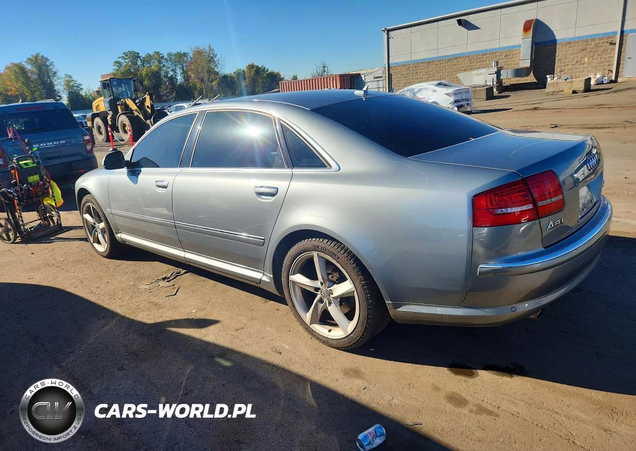 2010 Audi A8 Quattro VIN:WAURVAFA1AN007328 - 2