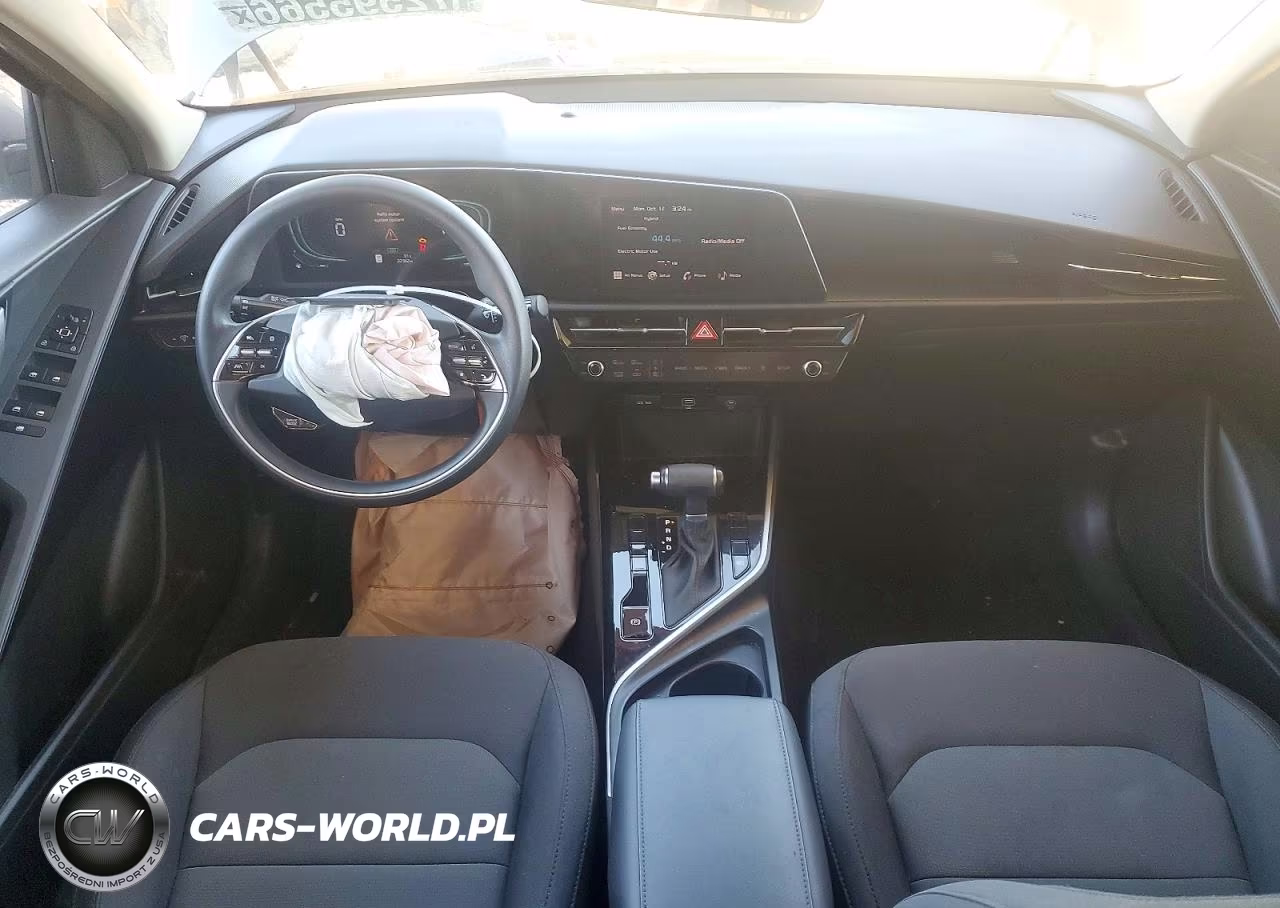 2026 Kia Niro Lx VIN:KNDCP3LE2T5315746 - 8