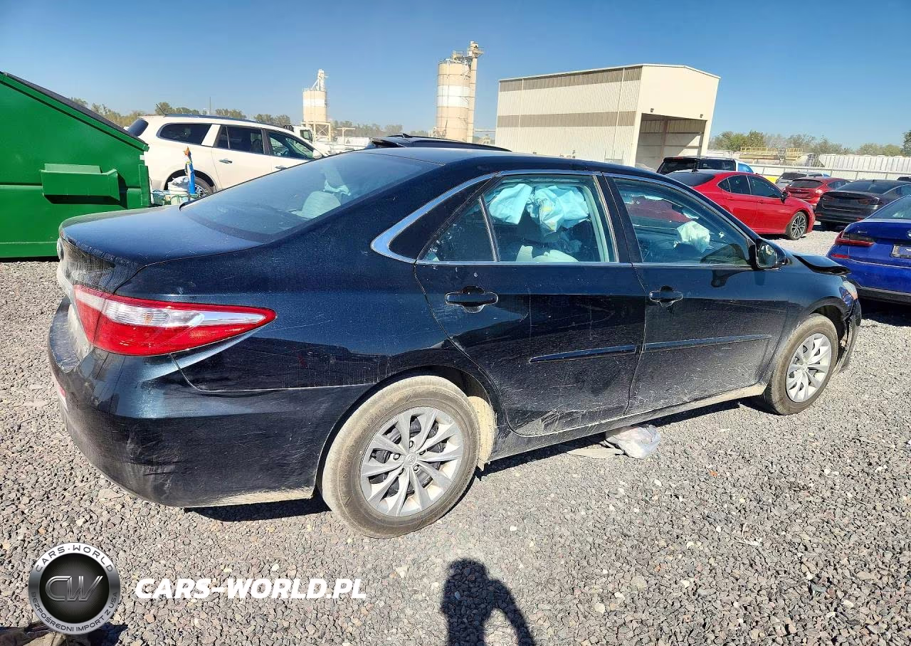 2015 Toyota Camry Le VIN:4T4BF1FK7FR455775 - 3
