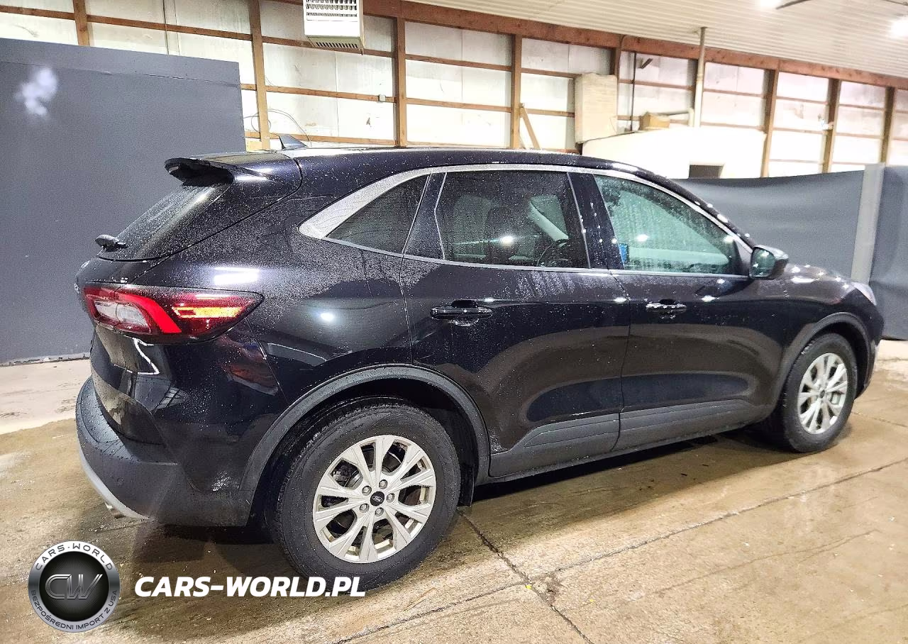 2023 Ford Escape Active VIN:1FMCU0GN5PUB27070 - 3