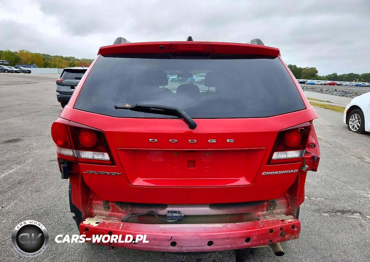 2020 Dodge Journey Crossroad VIN:3C4PDCGB2LT193433 - 6