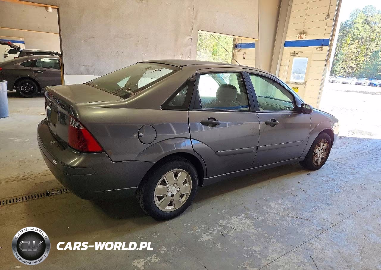 2007 Ford Focus Zx4 VIN:1FAFP34N07W169431 - 3