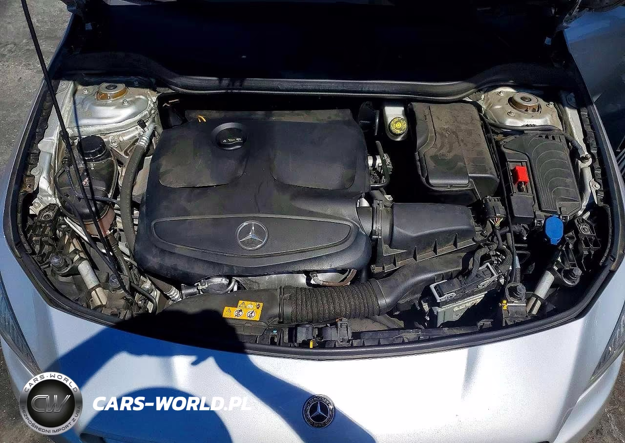 2018 Mercedes-Benz Cla 250 VIN:WDDSJ4EB2JN692151 - 11