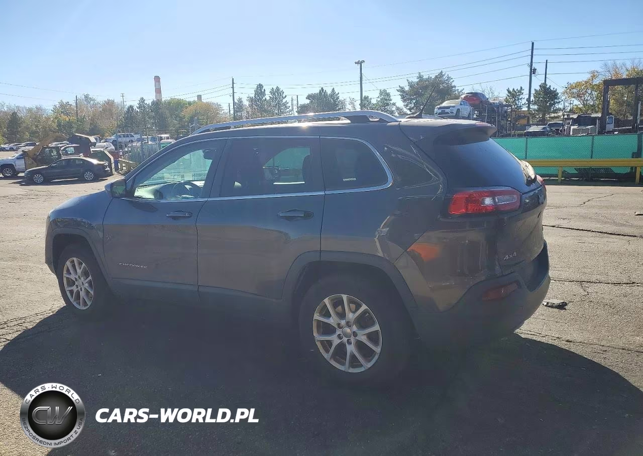 2015 Jeep Cherokee Latitude VIN:1C4PJMCB6FW553144 - 2