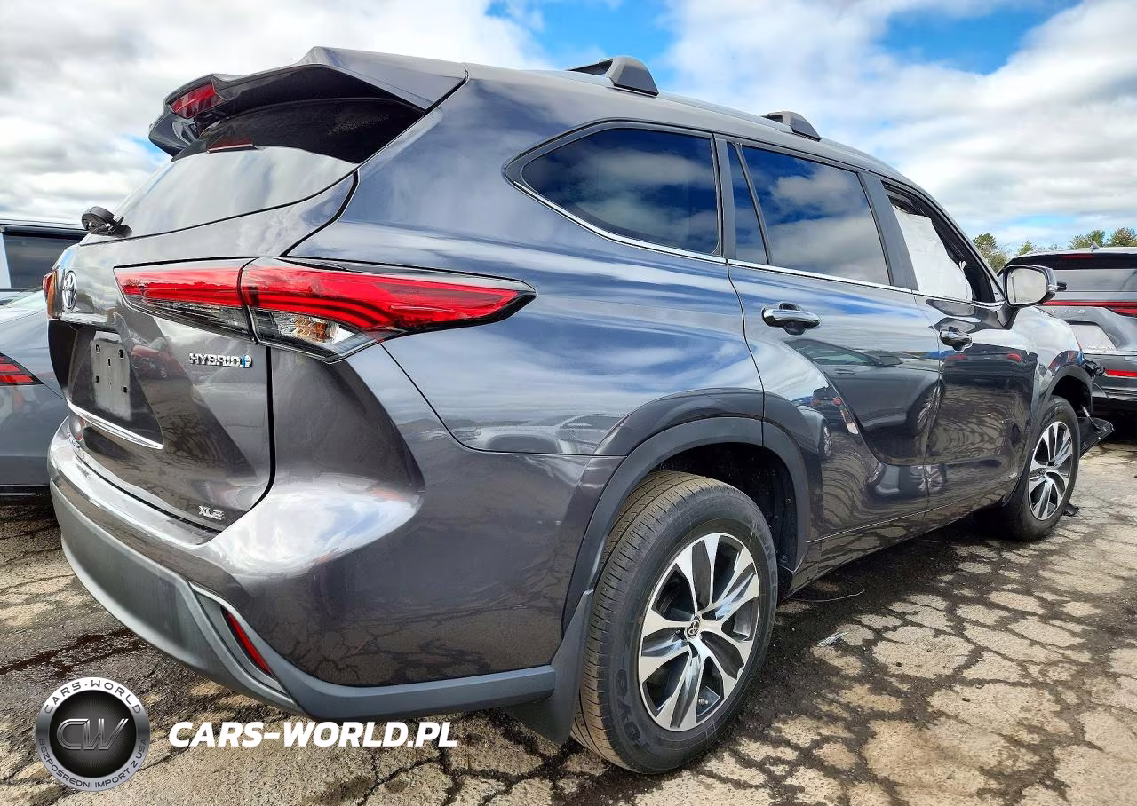 2023 Toyota Highlander Hybrid Xle VIN:5TDKBRCH5PS565408 - 3