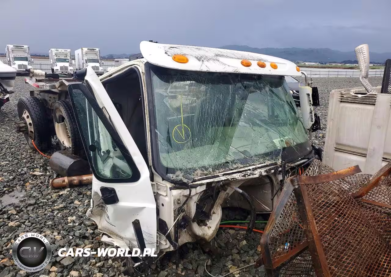 2016 International Prostar