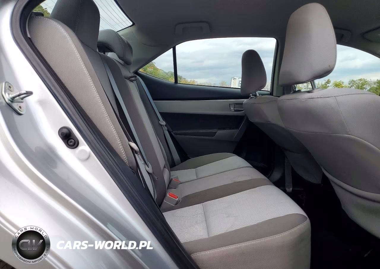 2019 Toyota Corolla Le VIN:2T1BURHE8KC125418 - 10