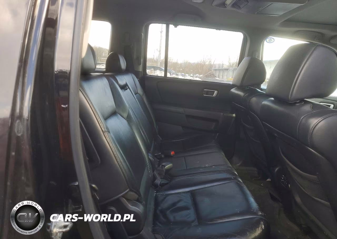 2011 Honda Pilot Touring VIN:5FNYF4H92BB033842 - 11