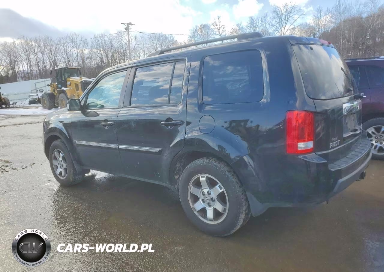 2011 Honda Pilot Touring VIN:5FNYF4H92BB033842 - 2