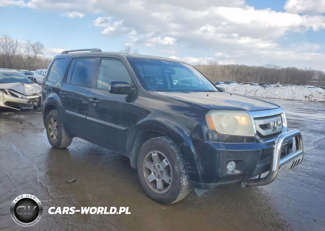 2011 Honda Pilot Touring VIN:5FNYF4H92BB033842 - 4