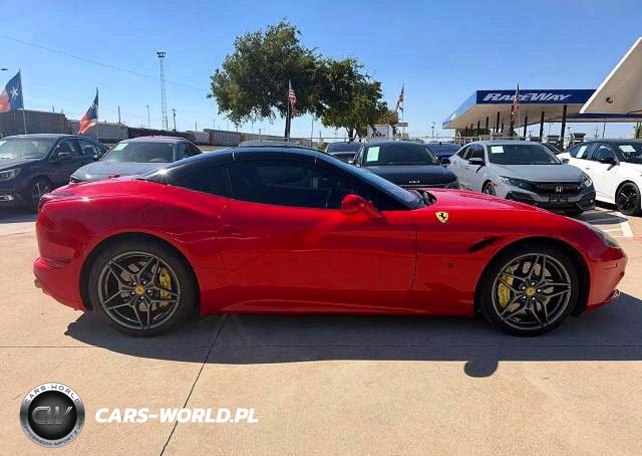2017 Ferrari California T VIN:ZFF77XJA8H0221000 - 11