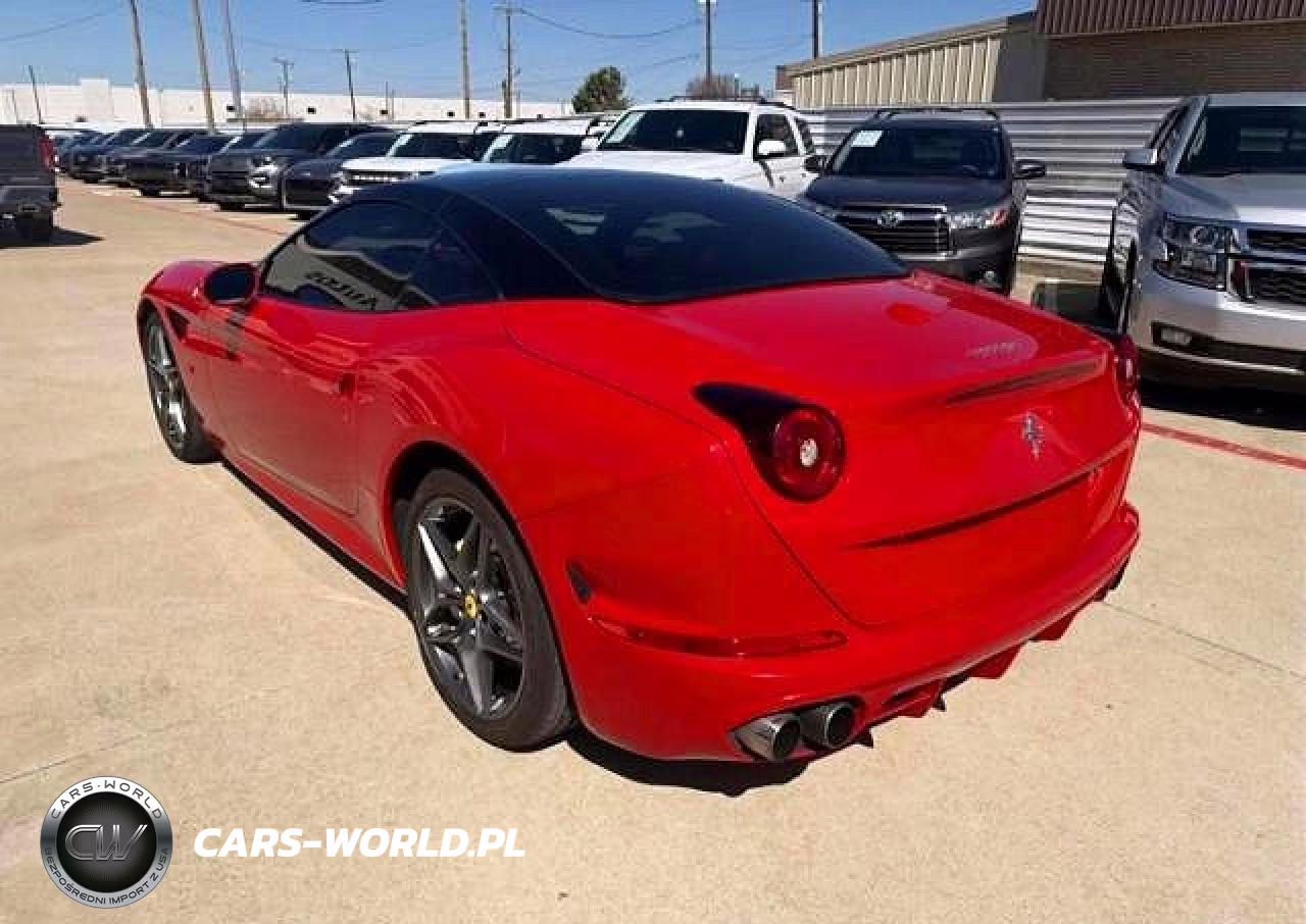 2017 Ferrari California T VIN:ZFF77XJA8H0221000 - 3