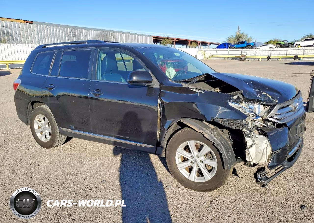 2013 Toyota Highlander Base VIN:5TDBK3EH4DS249617 - 4