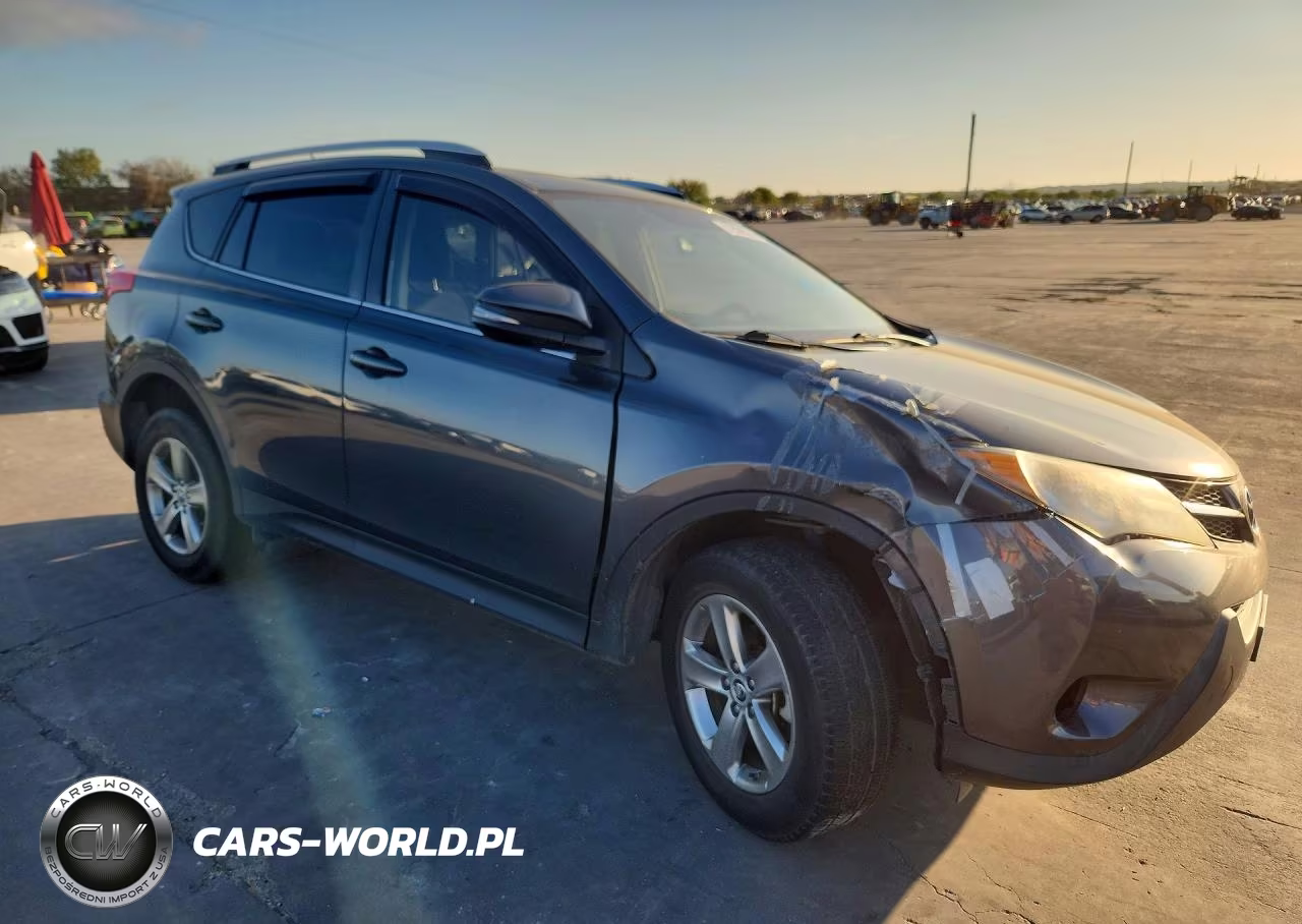 2015 Toyota Rav4 Xle VIN:JTMWFREV9FD074357 - 4
