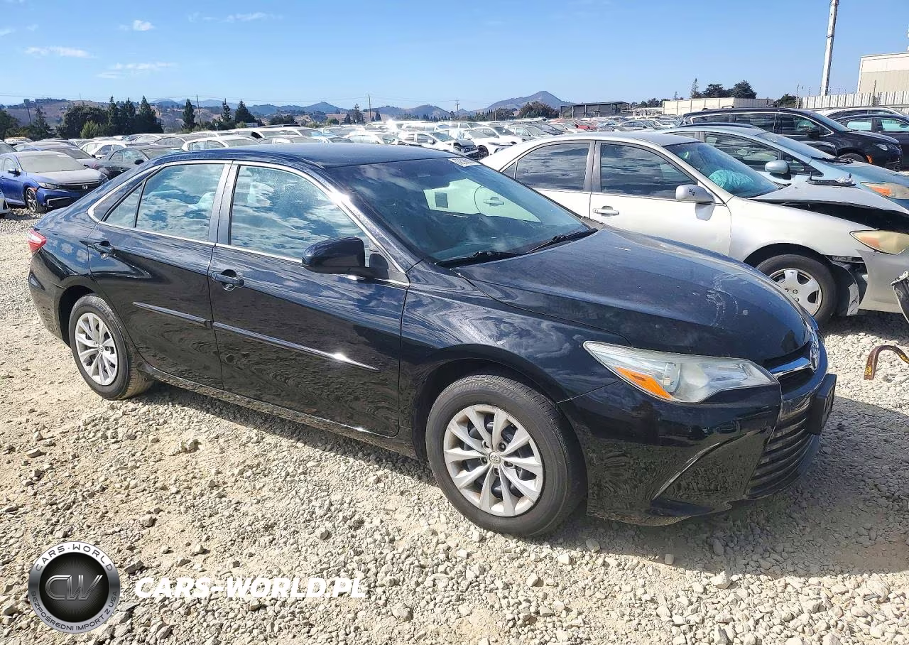 2016 Toyota Camry Le VIN:4T4BF1FK9GR531272 - 4