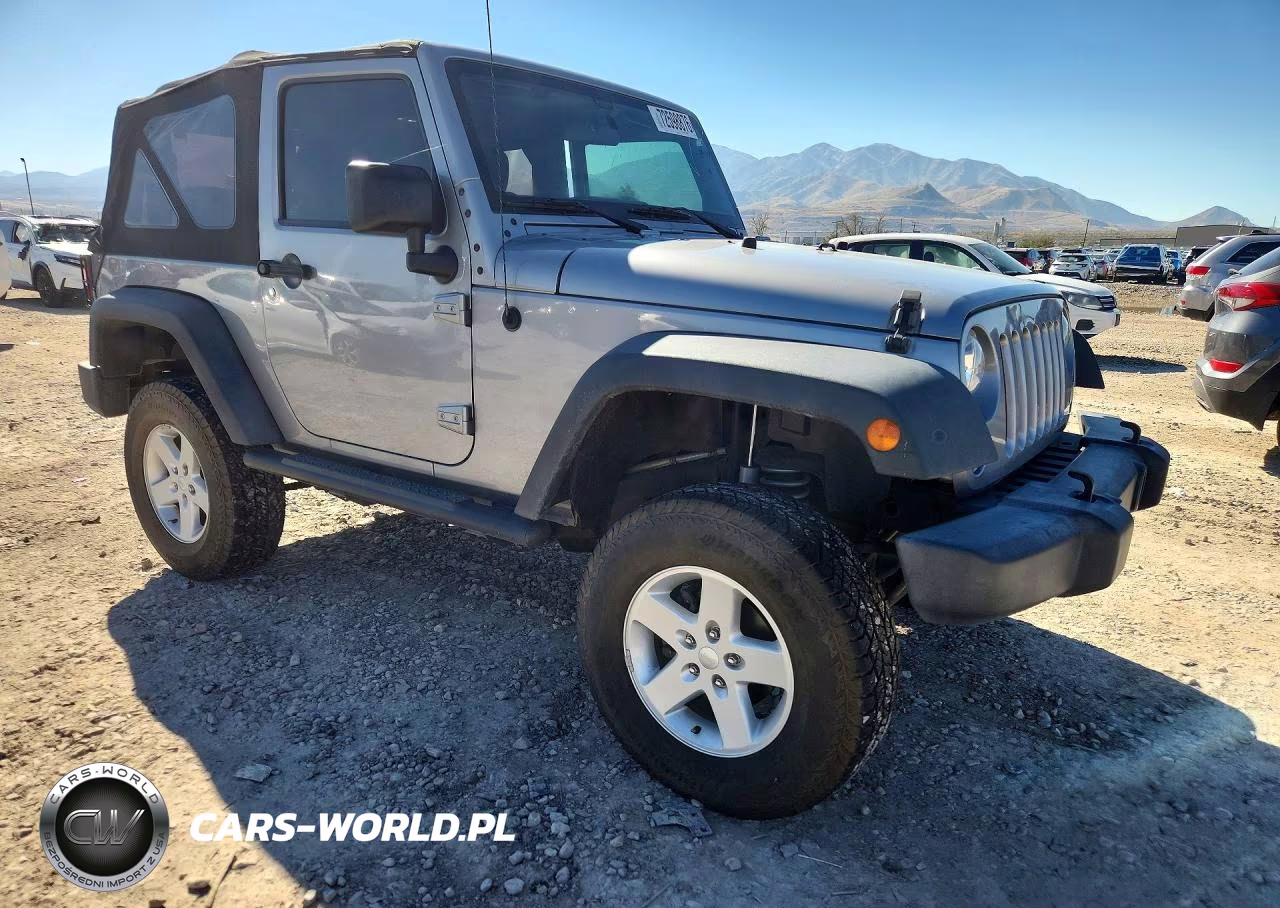 2016 Jeep Wrangler Sport VIN:1C4AJWAG9GL135888 - 4