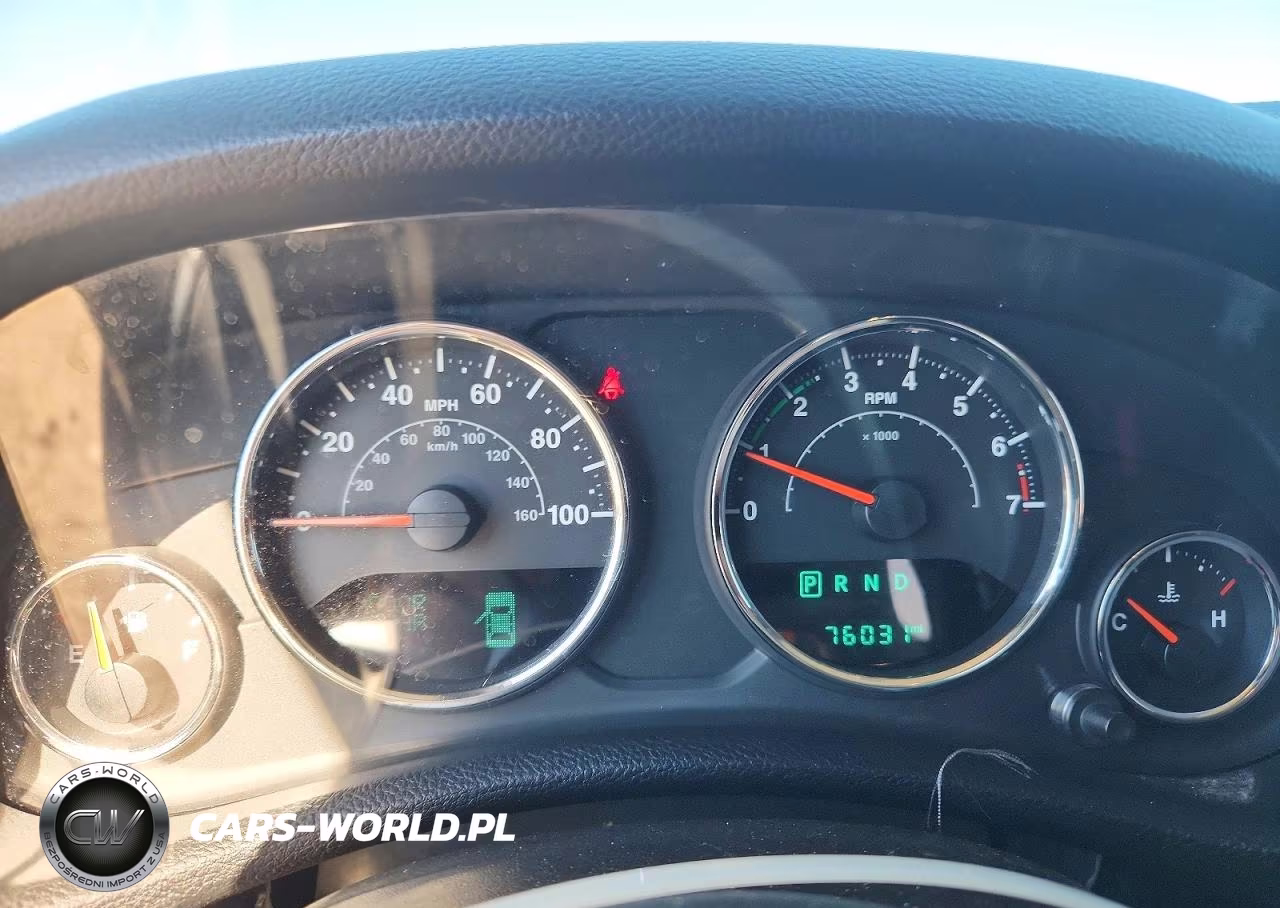 2016 Jeep Wrangler Sport VIN:1C4AJWAG9GL135888 - 9