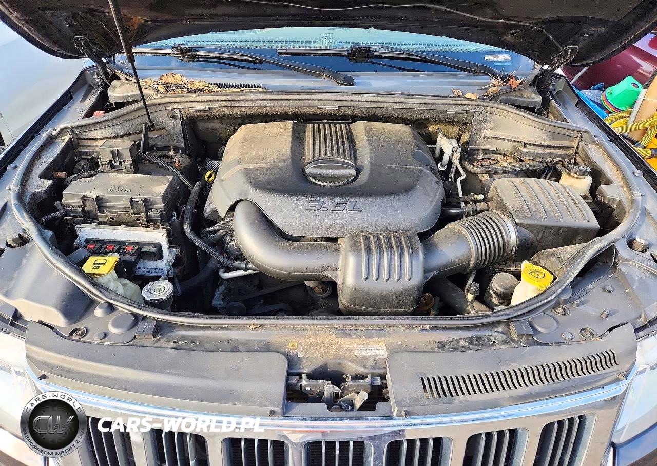 2011 Jeep Grand Cherokee Laredo VIN:1J4RR4GG0BC647887 - 11