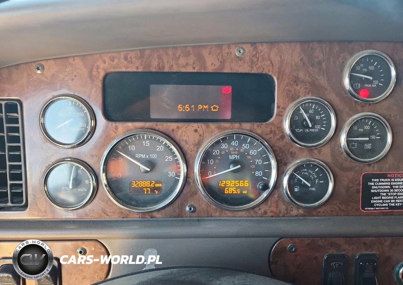 2010 Peterbilt 387 Semi Truck VIN:1XP7D49X2AD772177 - 9