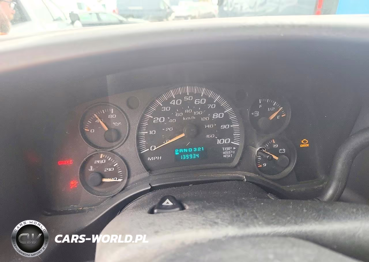 2004 Chevrolet Express 1500 Delivery Van VIN:1GCFG15X341104077 - 9