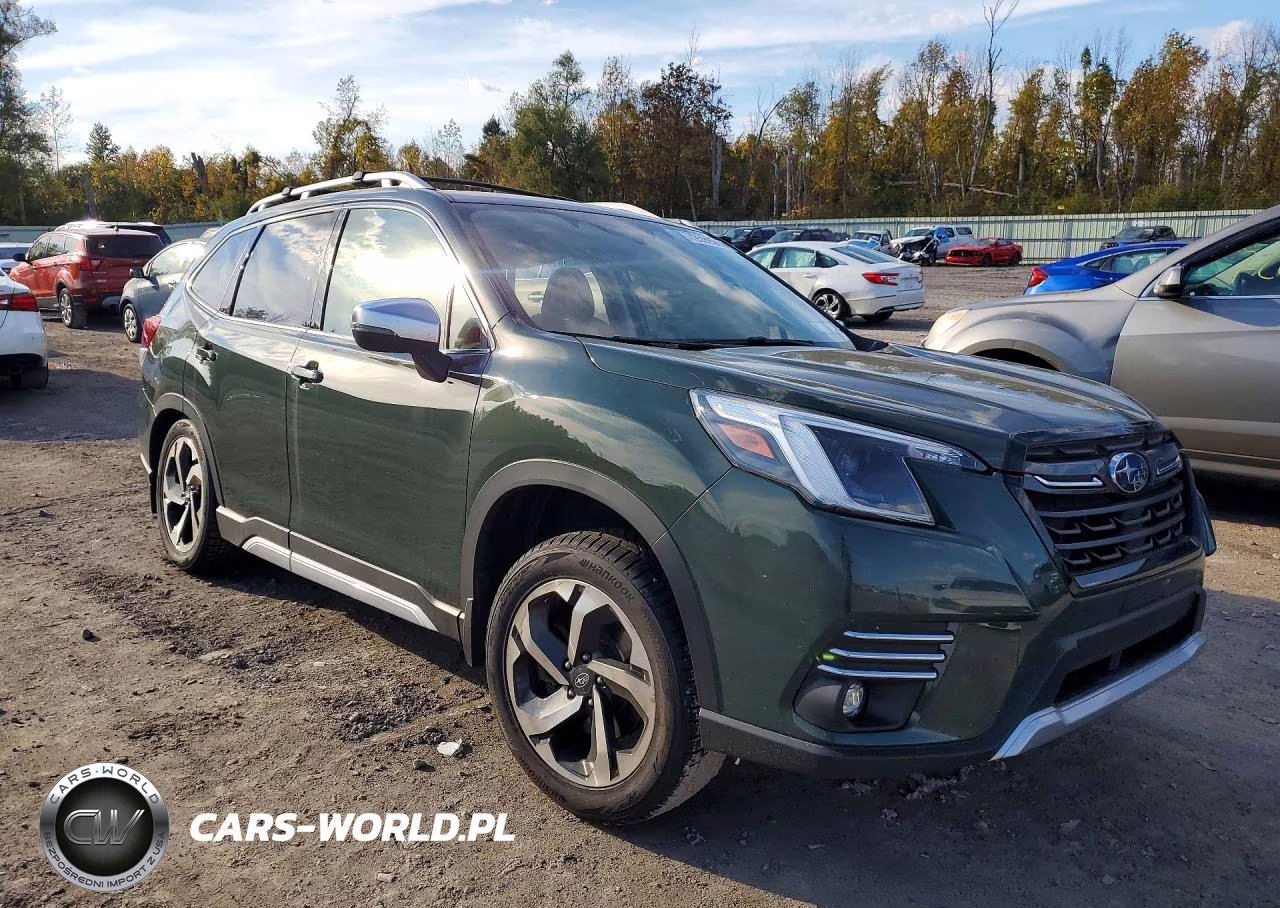 2023 Subaru Forester Touring VIN:JF2SKARCXPH530110 - 4