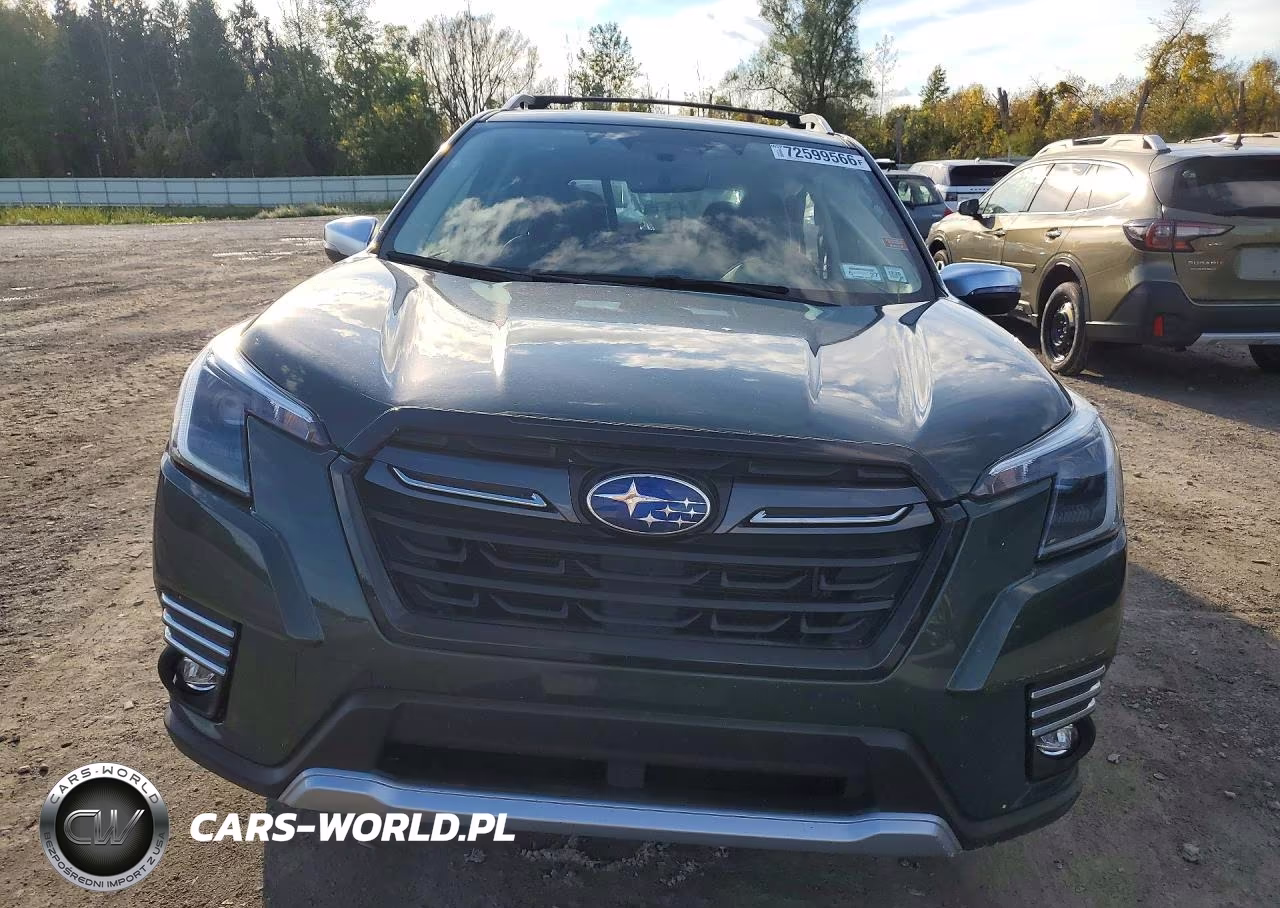 2023 Subaru Forester Touring VIN:JF2SKARCXPH530110 - 5