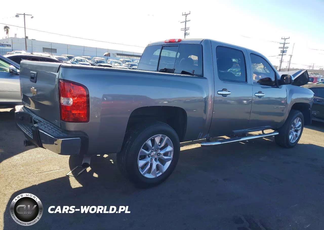 2013 Chevrolet Silverado C1500 Lt VIN:3GCPCSE01DG154230 - 3