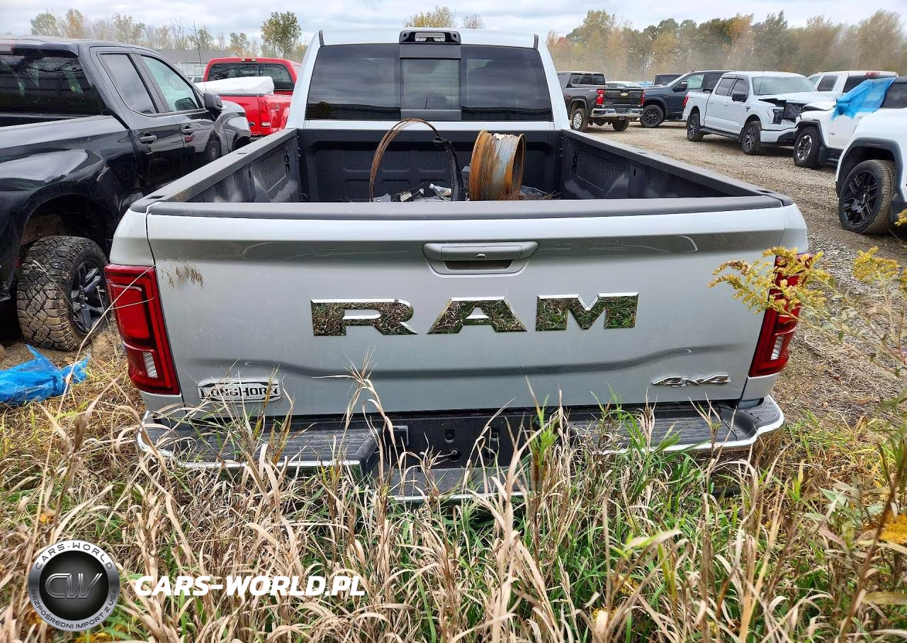 2026 Ram 2500 Limited VIN:3C63R5RL1TG218856 - 6
