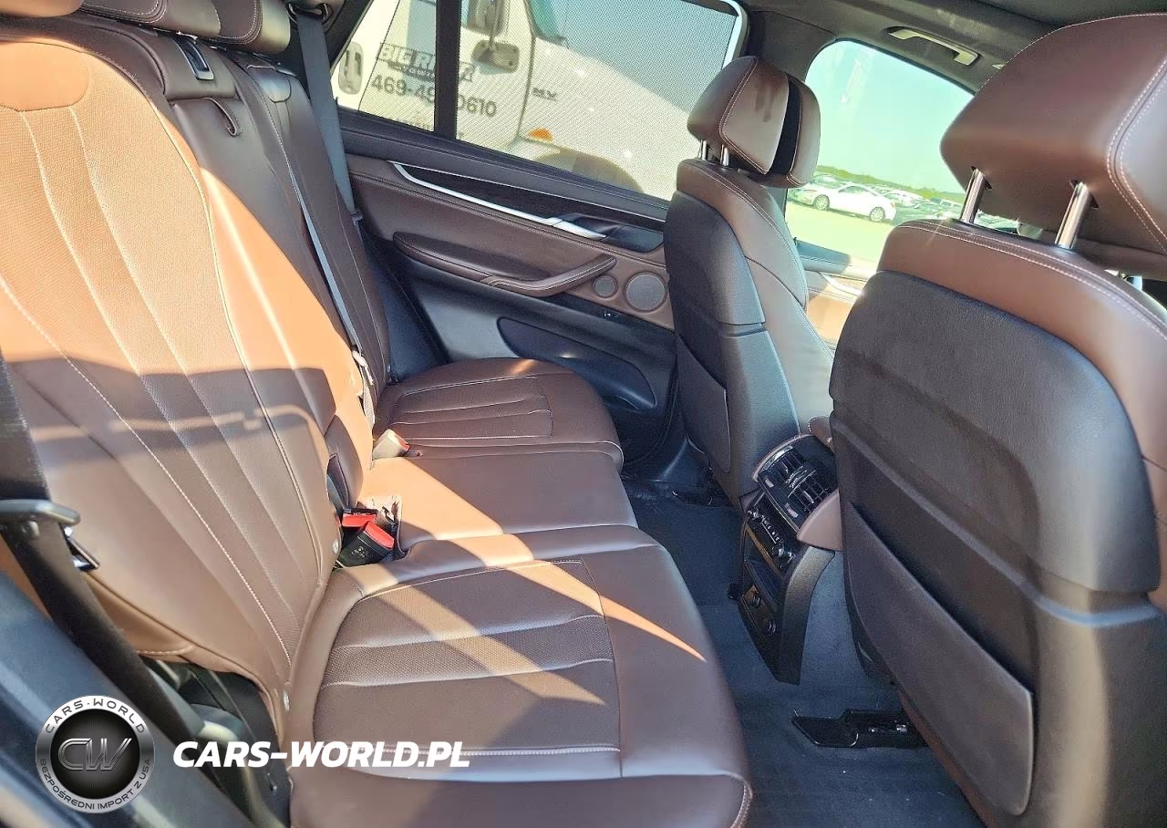 2018 BMW X5 xDrive35D VIN:5UXKS4C5XJ0Y18661 - 11