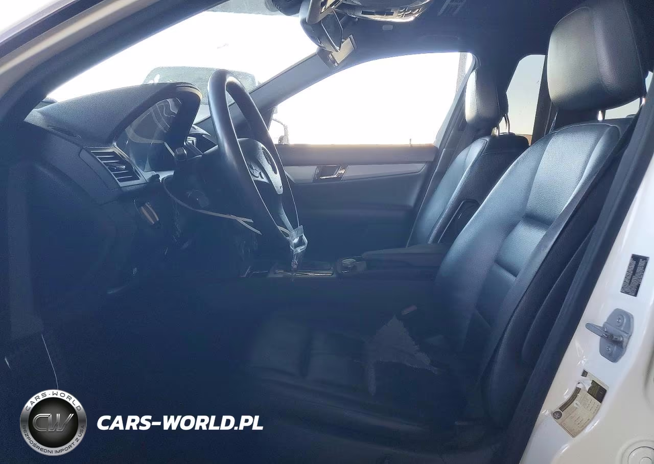 2010 Mercedes-Benz C 300 VIN:WDDGF5EB7AR111166 - 7
