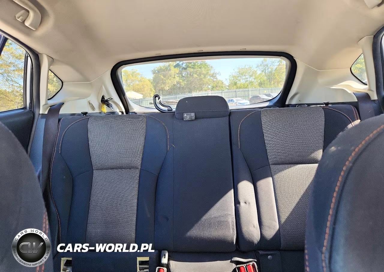2019 Subaru Crosstrek Premium VIN:JF2GTACC4KH289214 - 10