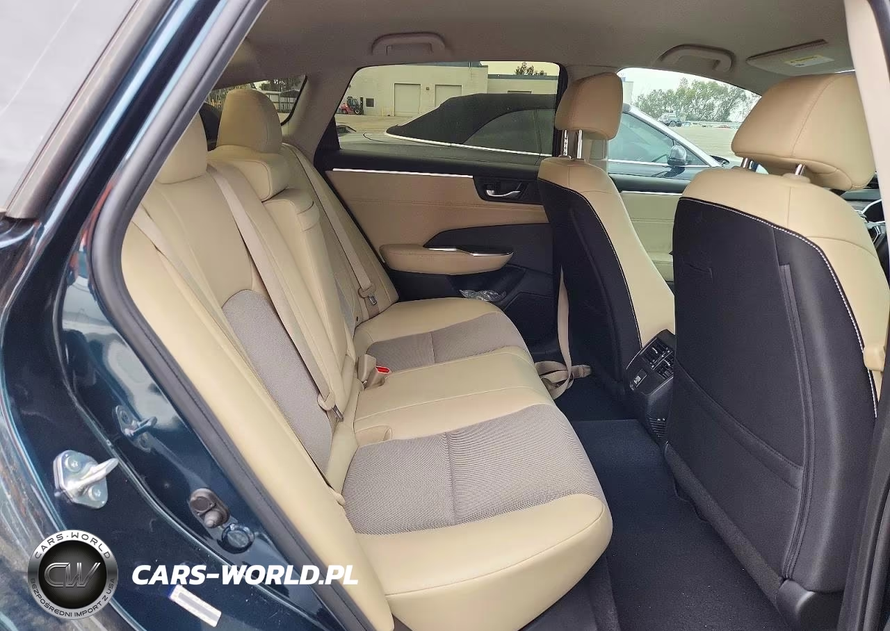 2019 Honda Clarity VIN:JHMZC5F1XKC000633 - 10