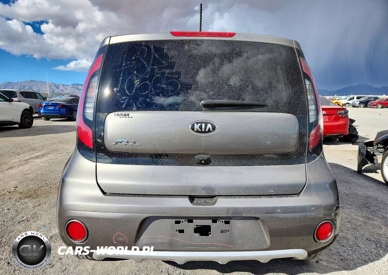 2018 Kia Soul + VIN:KNDJP3A55J7616524 - 6