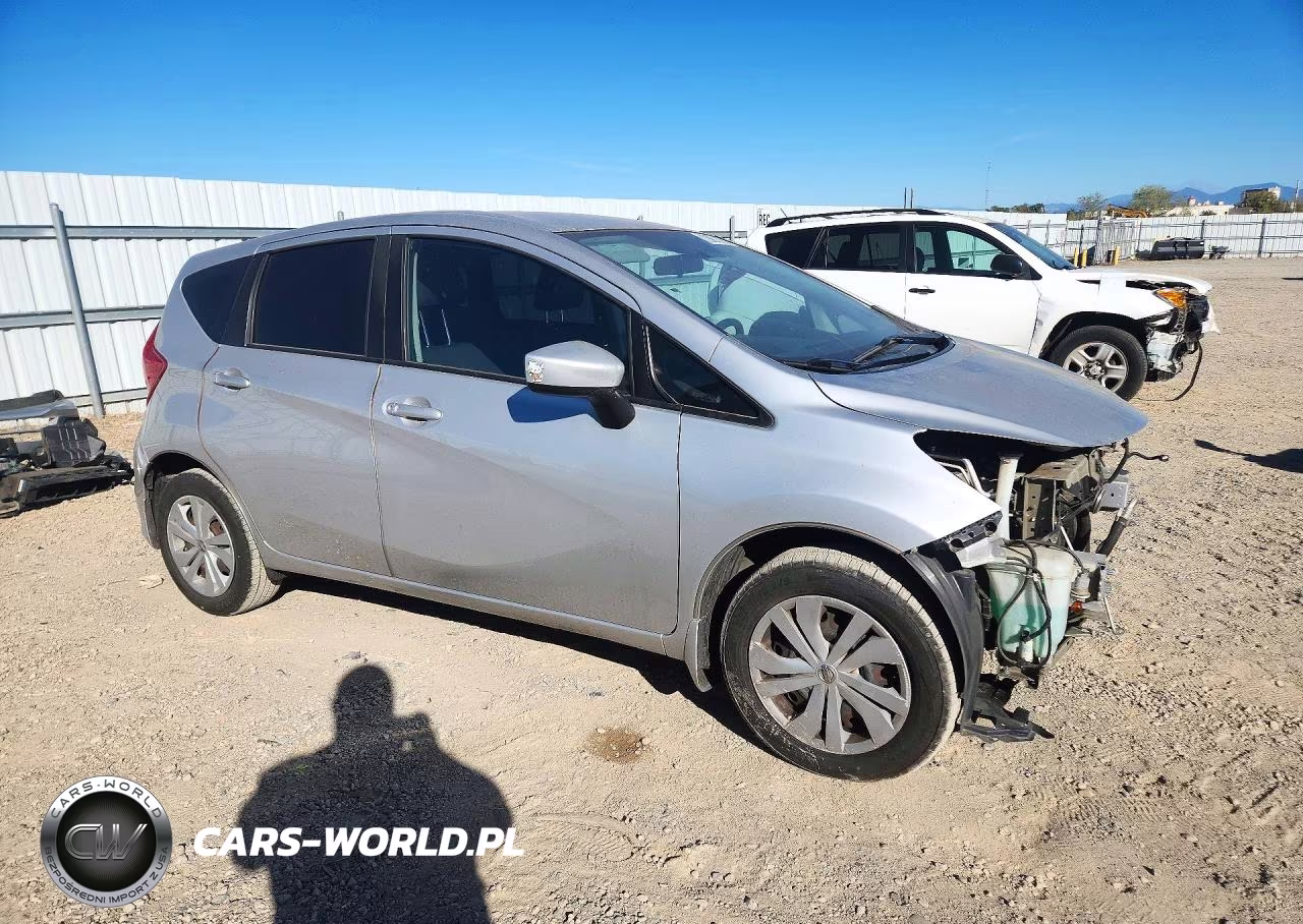 2017 Nissan Versa Note S Plus VIN:3N1CE2CP1HL382298 - 4