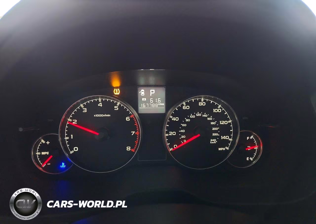 2013 Subaru Outback 2.5I Premium VIN:4S4BRBCC5D3288095 - 9