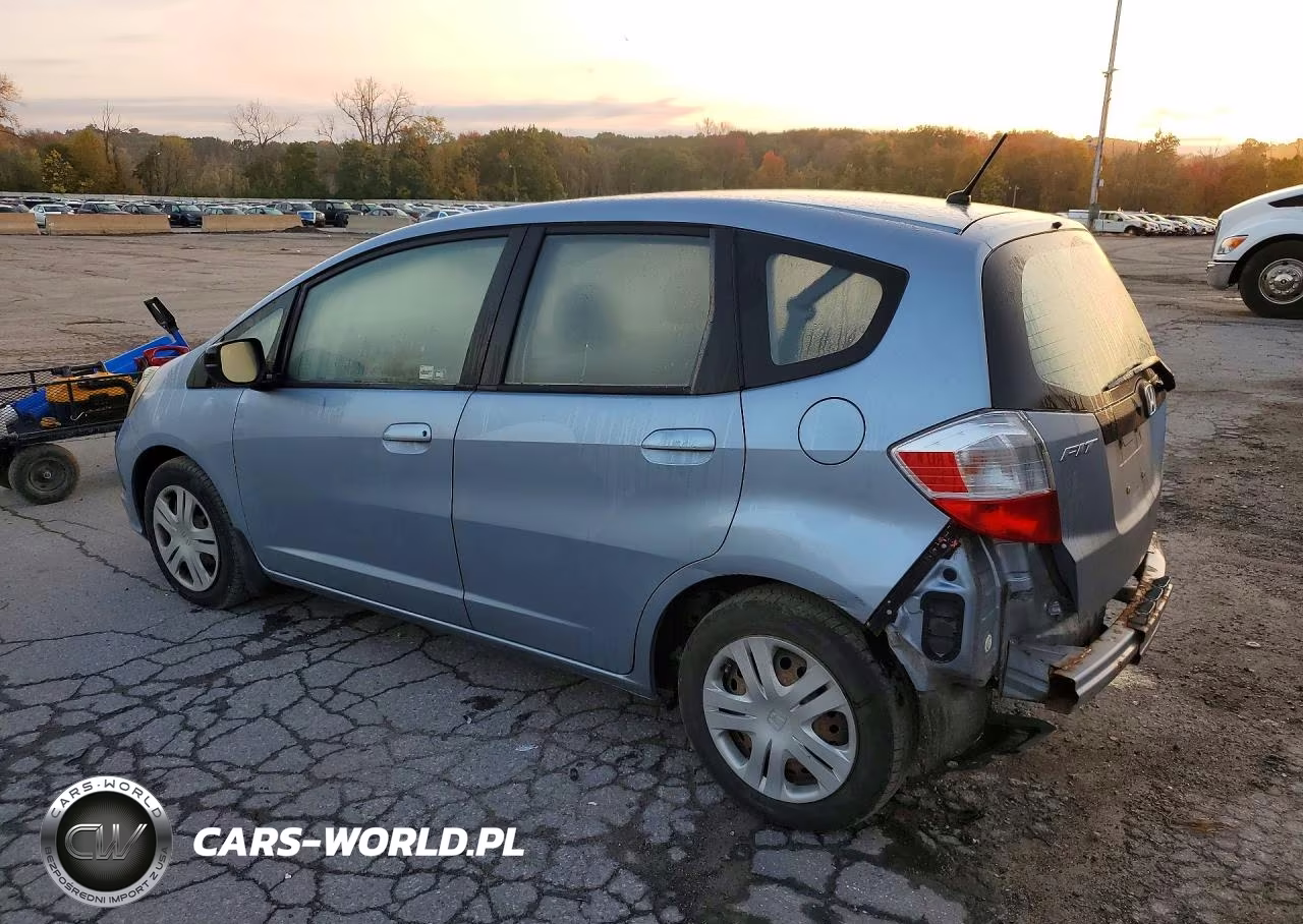 2011 Honda Fit VIN:JHMGE8H34BC028073 - 2