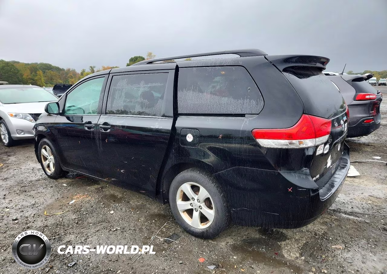 2013 Toyota Sienna Le VIN:5TDKK3DC8DS342470 - 2