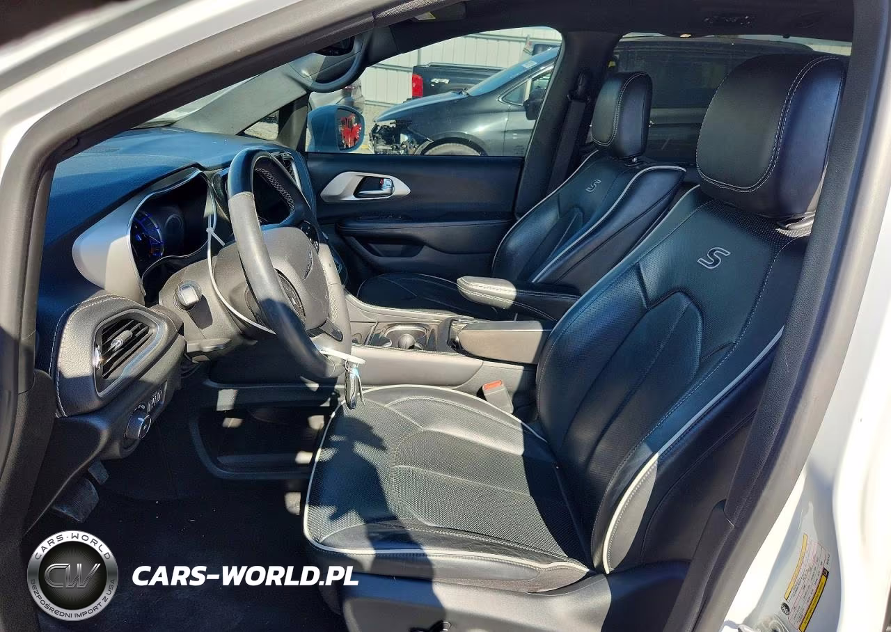 2022 Chrysler Pacifica Hybrid Limited VIN:2C4RC1S77NR187412 - 7