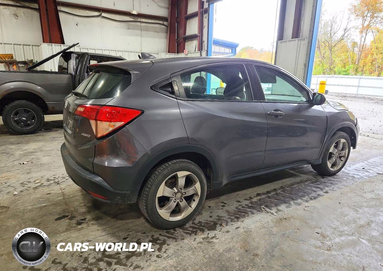 2018 Honda Hr-V Lx VIN:3CZRU6H30JM725331 - 3