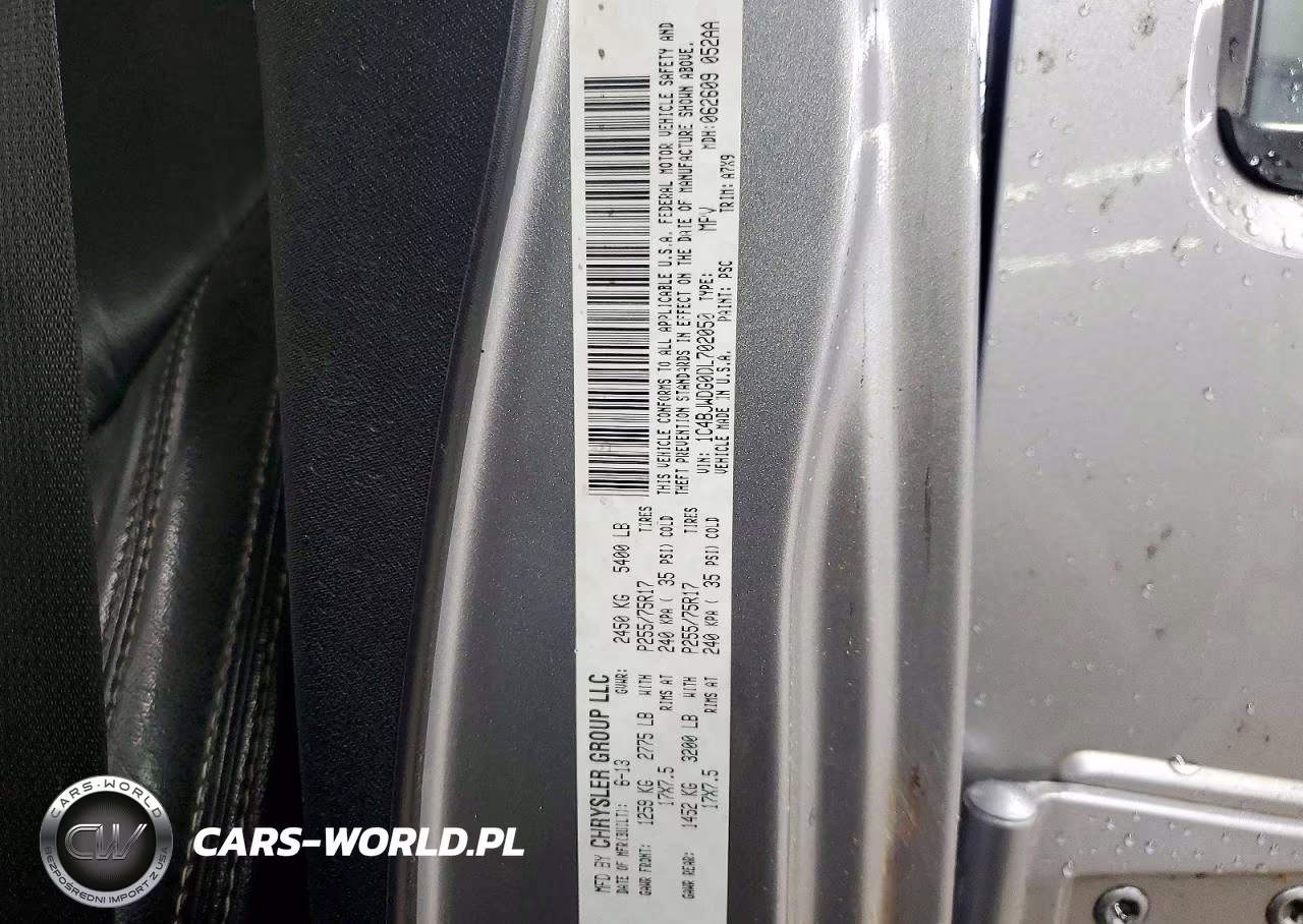 2013 Jeep Wrangler Unlimited Sport VIN:1C4BJWDG0DL702050 - 13