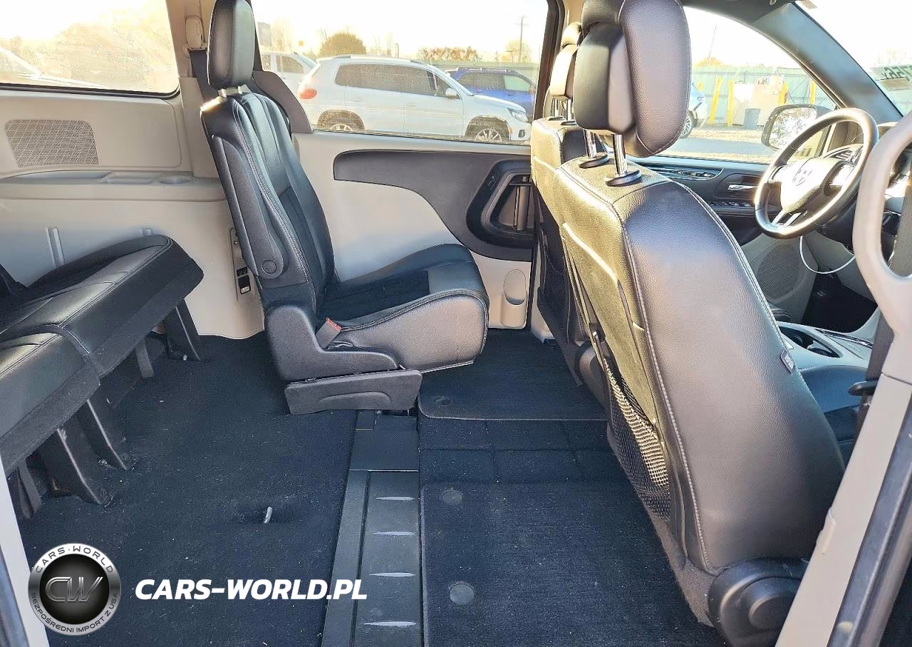 2017 Dodge Grand Caravan Sxt VIN:2C4RDGCG5HR631728 - 11