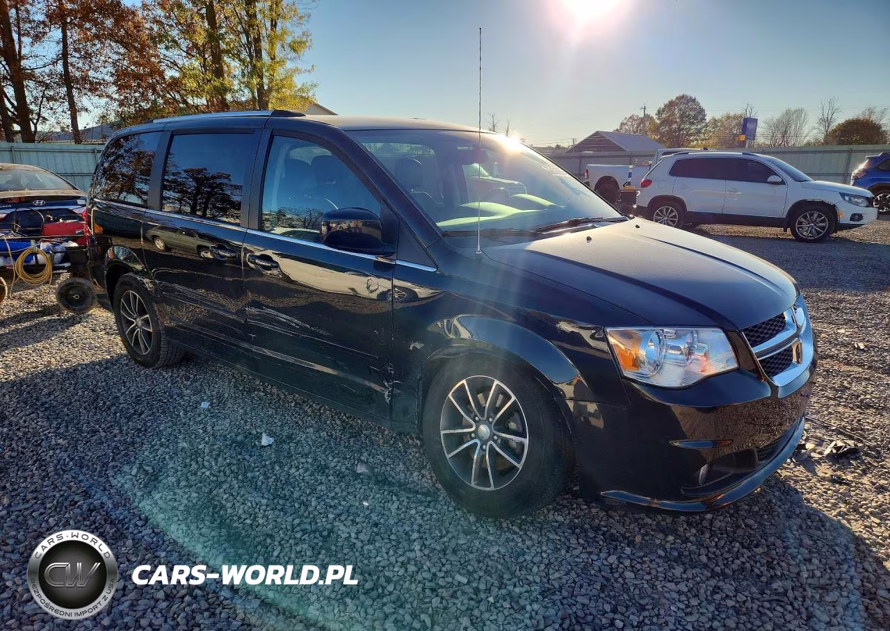 2017 Dodge Grand Caravan Sxt VIN:2C4RDGCG5HR631728 - 4