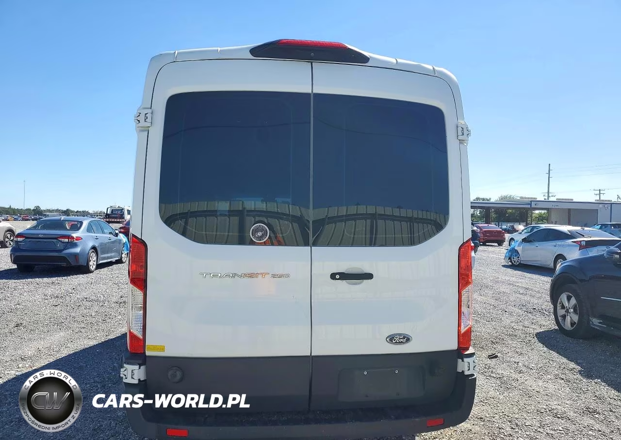 2020 Ford Transit 250 Delivery Van VIN:1FTBR1C86LKA52215 - 6