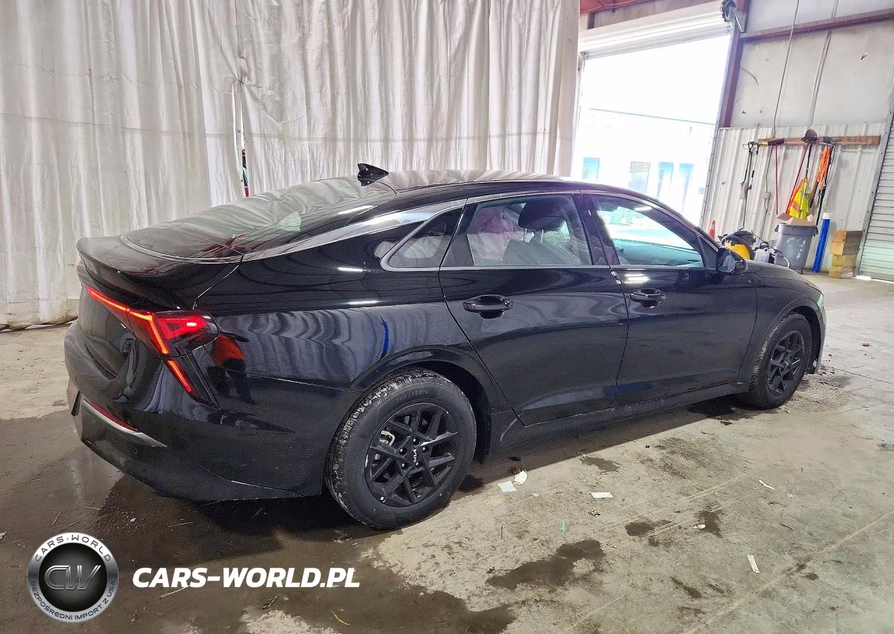 2026 Kia K5 Lxs VIN:KNAG24J71T5468626 - 3