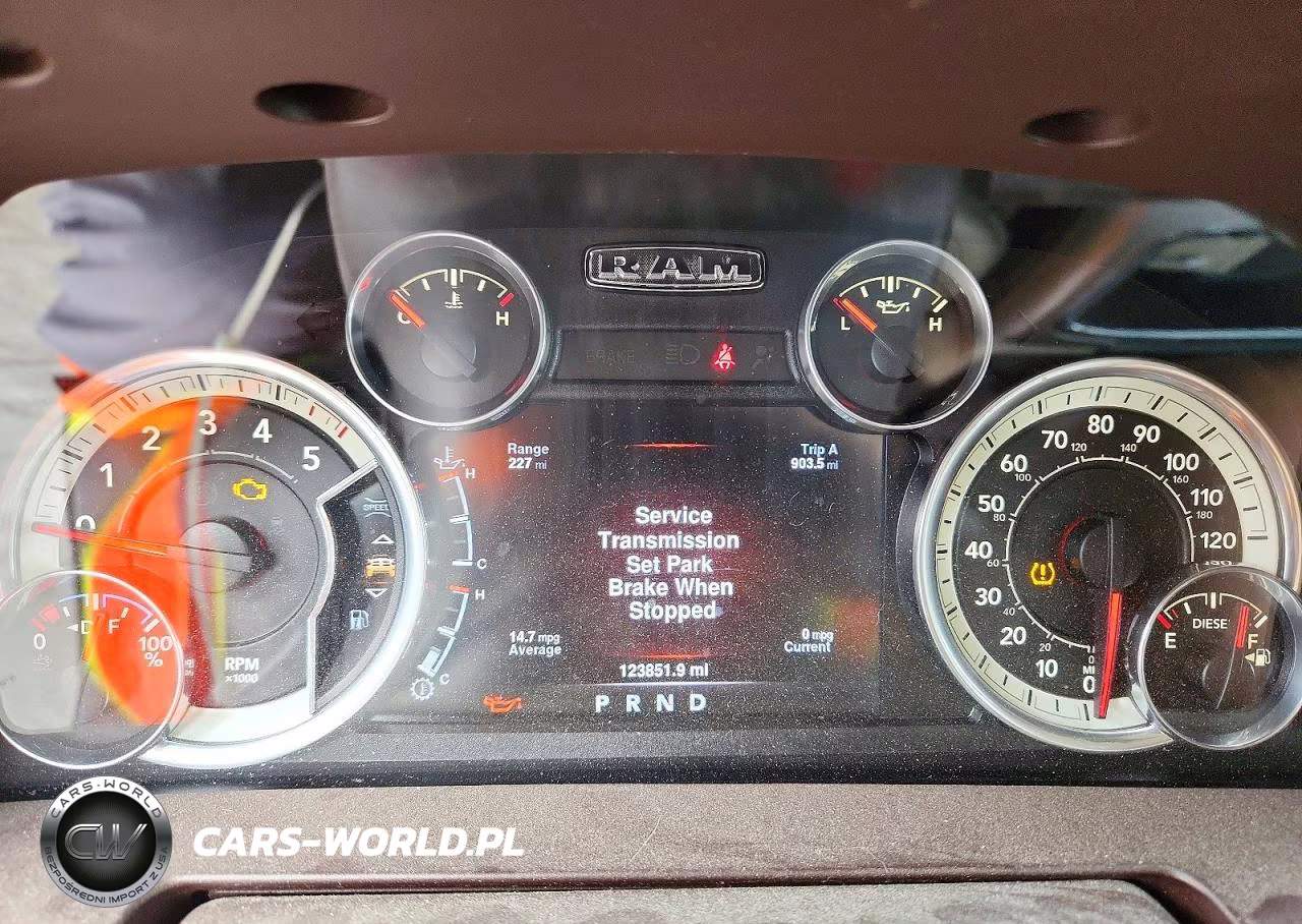 2016 Ram 1500 Laramie VIN:1C6RR6NM5GS225368 - 9